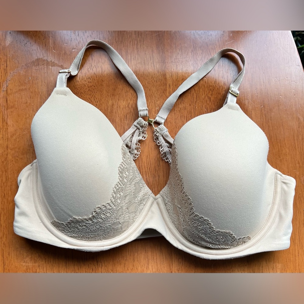 Soma embraceable enchanting lace 36D